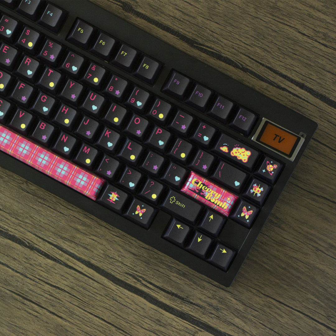 GMK81 Keyboard Cherrybomb Black