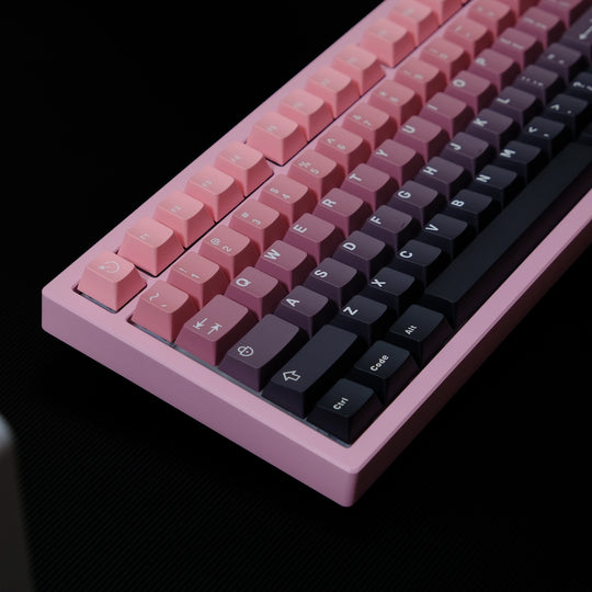 Gradient_keycaps_black_berry