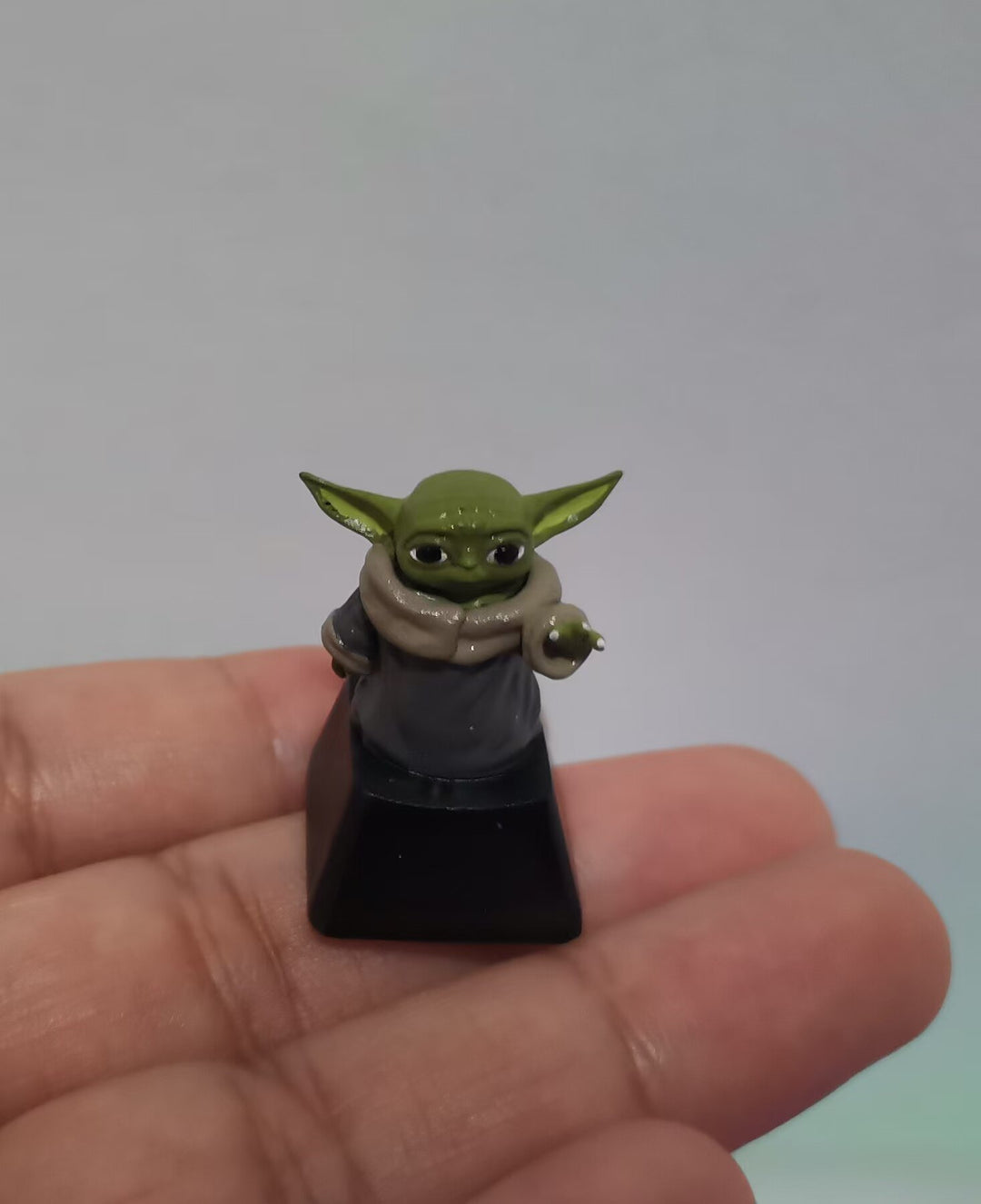 Grogu_artisan_keycap_4