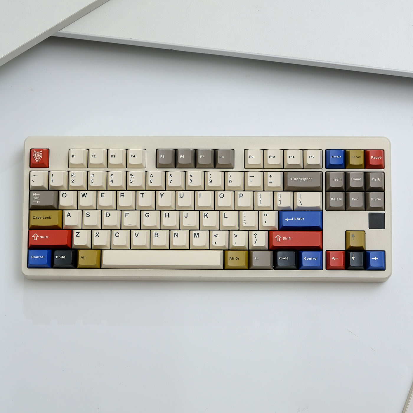 Retro Mixed Lights keycaps angle 3