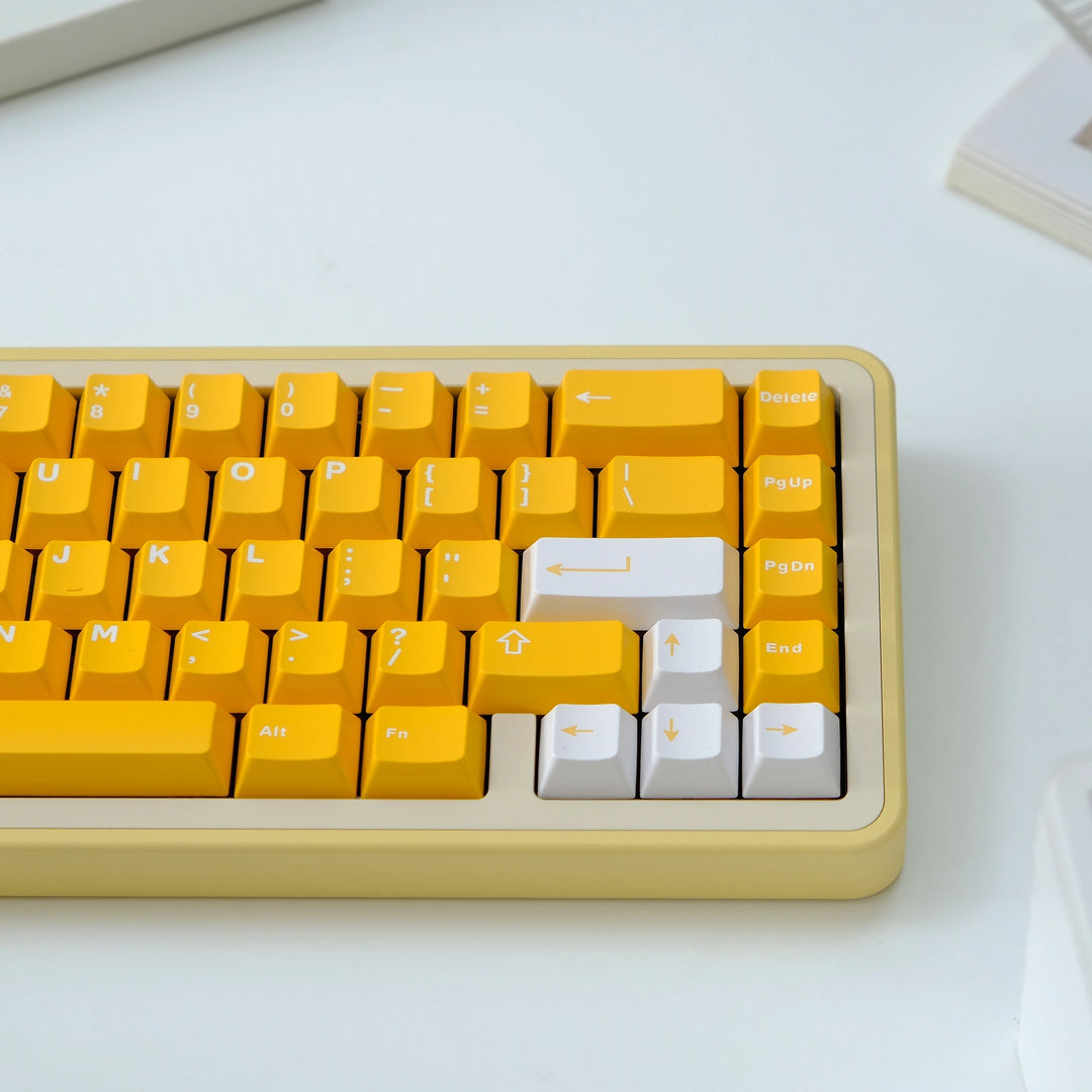 Yellow_keycaps_set