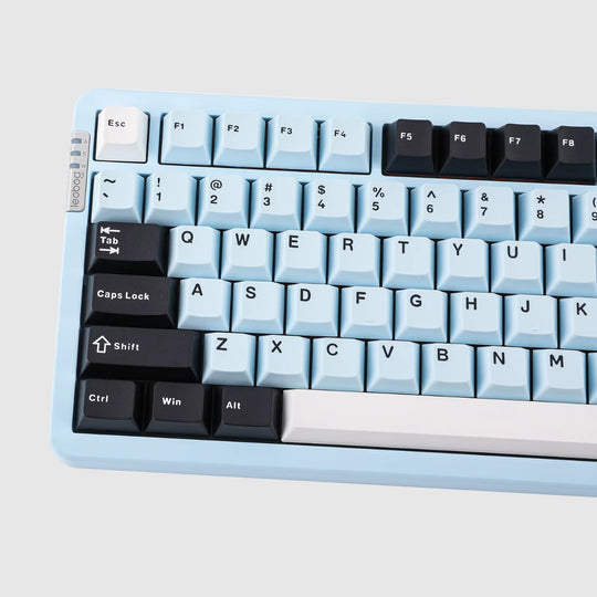 hi-86-keyboard-blue-close-shot