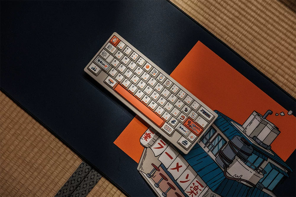 ramen_keycaps_and_deskmat