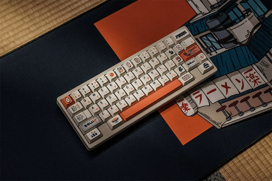 ramen_keycaps_and_deskmat_2