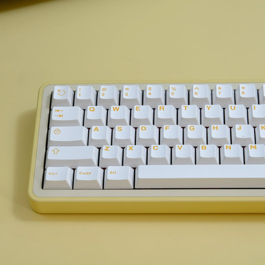 yellow_on_white_keycaps_set